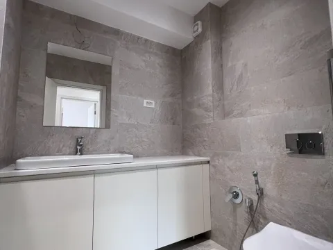Sale, five bedroom apartment, 198m², Kotor, Crna Gora - image 19