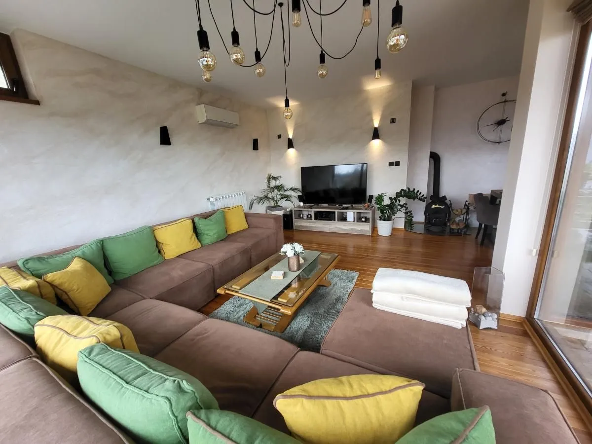 Prodaja, kuća, 165m², Sremska Kamenica, Petrovaradin