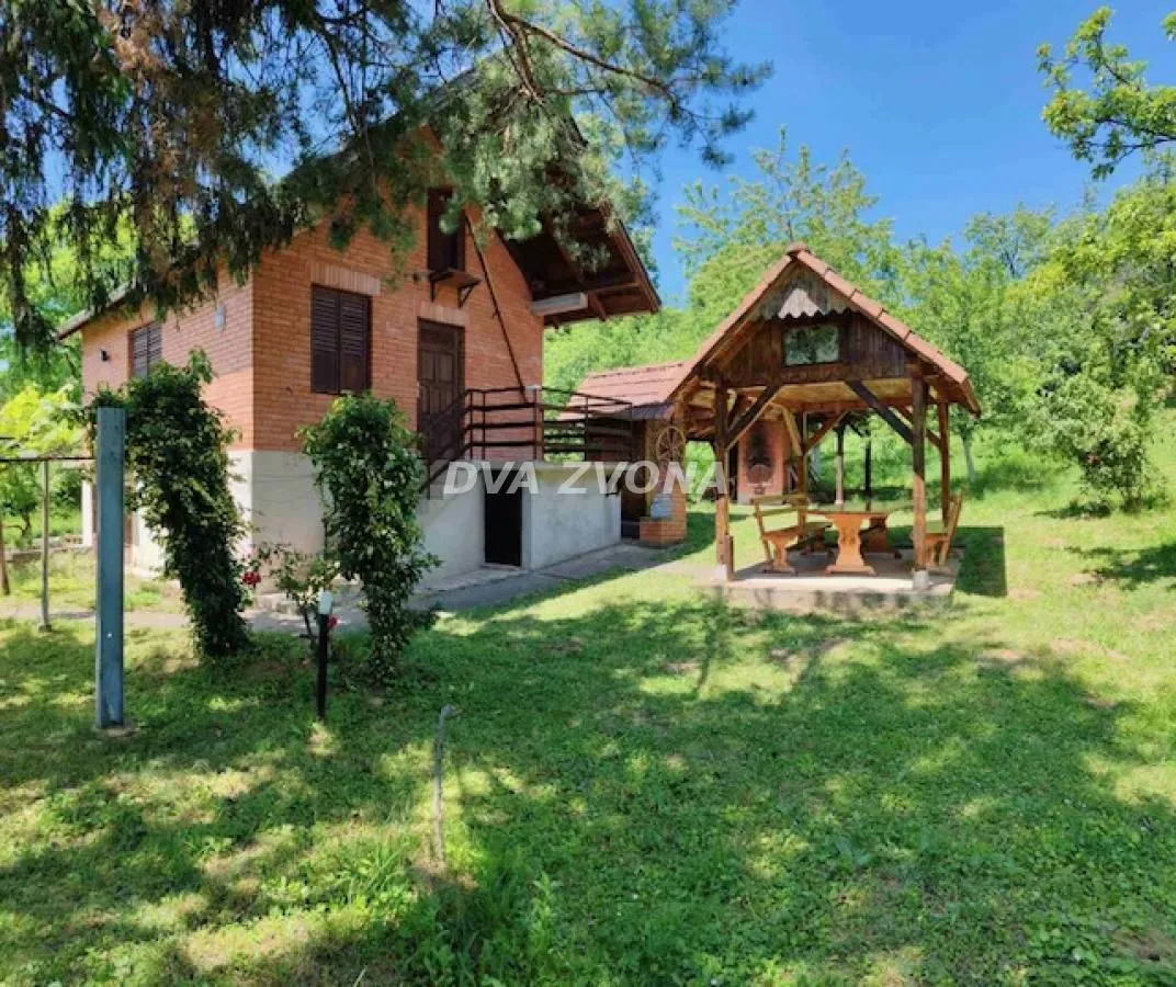 Sale, house, 66m², Irig, Srbija