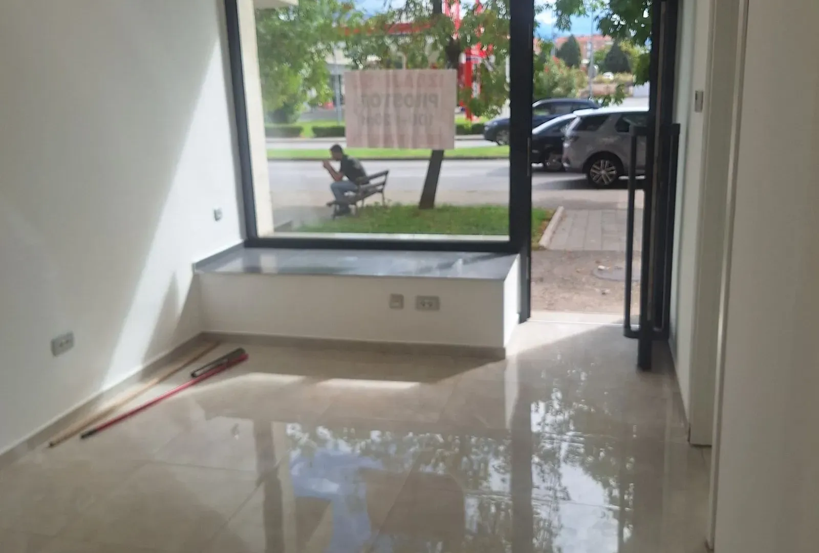 Rent, office space, 240m², Autobuska stanica, Podgorica