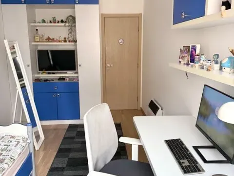 Prodaja, trosoban stan, 72m², City Kvart, Podgorica - image 7