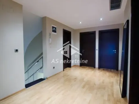 Izdavanje, stan, 160m², Crveni Krst, Beograd - image 23