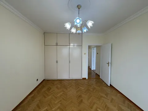 Izdavanje, poslovni prostor, 135m², Senjak, Beograd - image 12