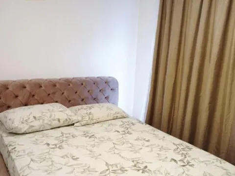 Izdavanje, trosoban stan, 64m², Vračar Sve Podlokacije, Beograd - image 8