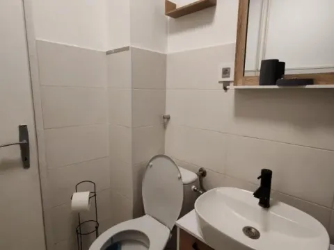 Izdavanje, dvosoban stan, 46m², Sajmište, Novi Sad - image 8