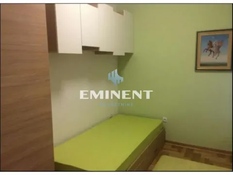 Izdavanje, trosoban stan, 80m², Tašmajdan, Palilula Sve Podlokacije - image 7