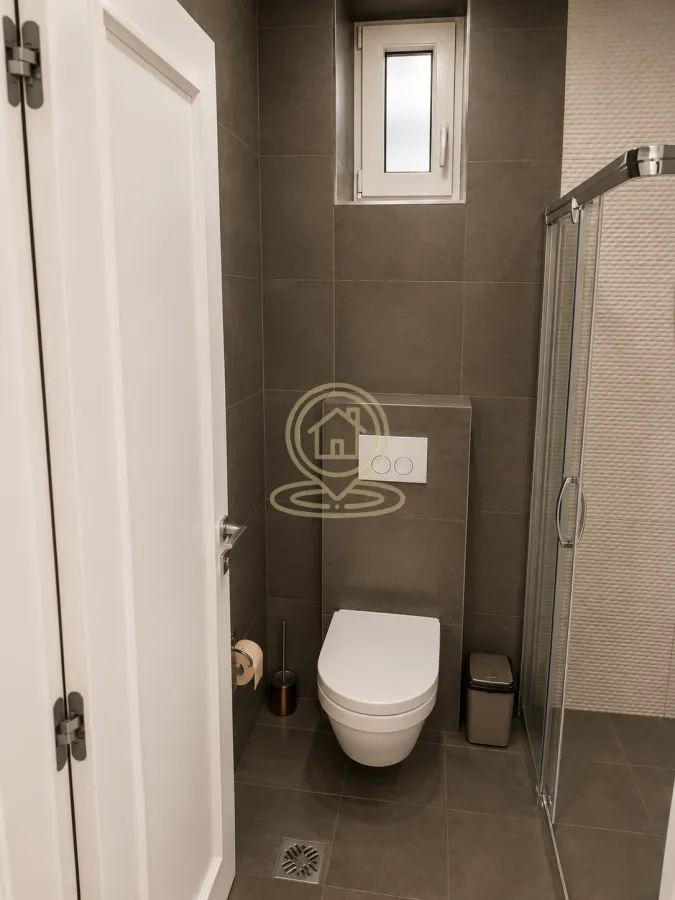 Rent, four bedroom apartment, 180m², Vračar Hram, Vračar Sve Podlokacije