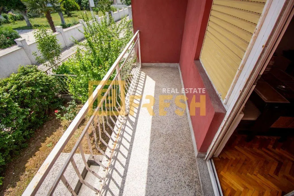 Sale, house, 214m², Tološi, Podgorica