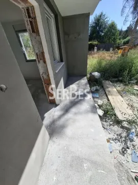 Pogled na spoljašnji deo objekta u izgradnji. - image 12