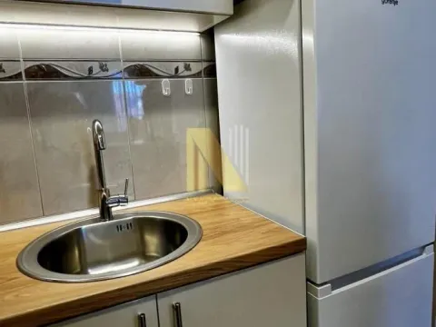 Izdavanje, dvosoban stan, 44m², Sajmište, Novi Sad - image 10