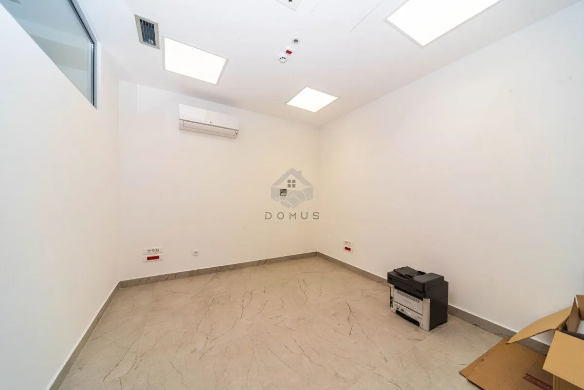 Rent, office space, 120m², Centar, Podgorica