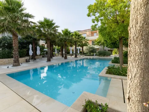 Prodaja, trosoban stan, 179m², Portonovi, Herceg Novi - image 2