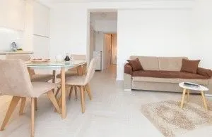 Izdavanje, jednosoban stan, 42m², Donja Lastva, Tivat