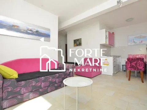 Prodaja, jednosoban stan, 45m², Đenovići, Herceg Novi