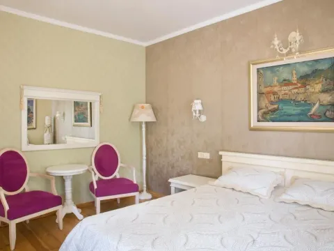 Prodaja, kuća, 690m², Prčanj, Kotor - image 26