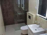 Izdavanje, jednosoban stan, 50m², Bečići, Budva - image 5