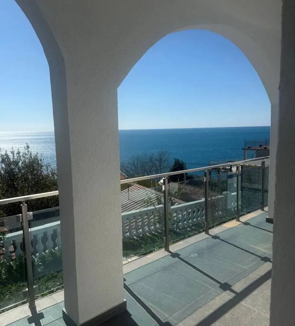 Prodaja, kuća, 330m², Kruče, Ulcinj