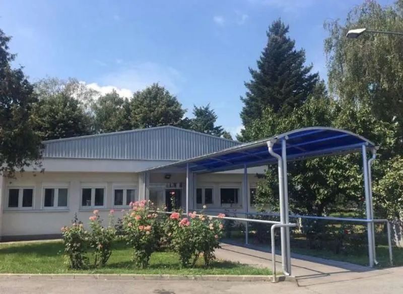 Rent, office space, 200m², Zemun Bačka, Zemun Sve Podlokacije