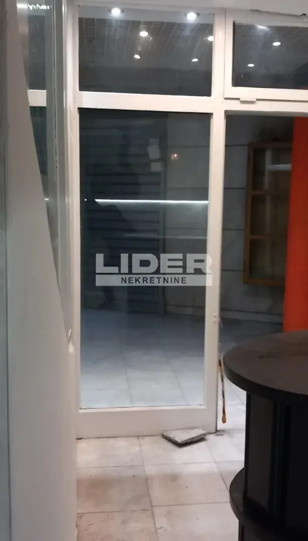 Prodaja, poslovni prostor, 8m², Savski Venac, Beograd