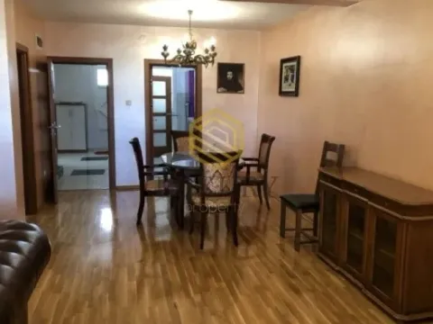 Izdavanje, kuća, 200m², Konik, Podgorica - image 5