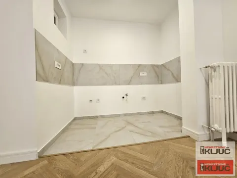 Sale, three bedroom apartment, 75m², Centar, Novi Sad - image 4