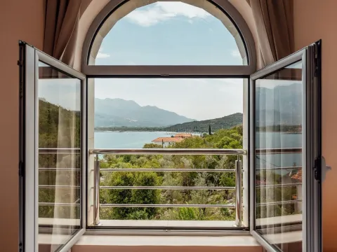 Prodaja, dvosoban stan, 62m², Đuraševići, Tivat - image 19