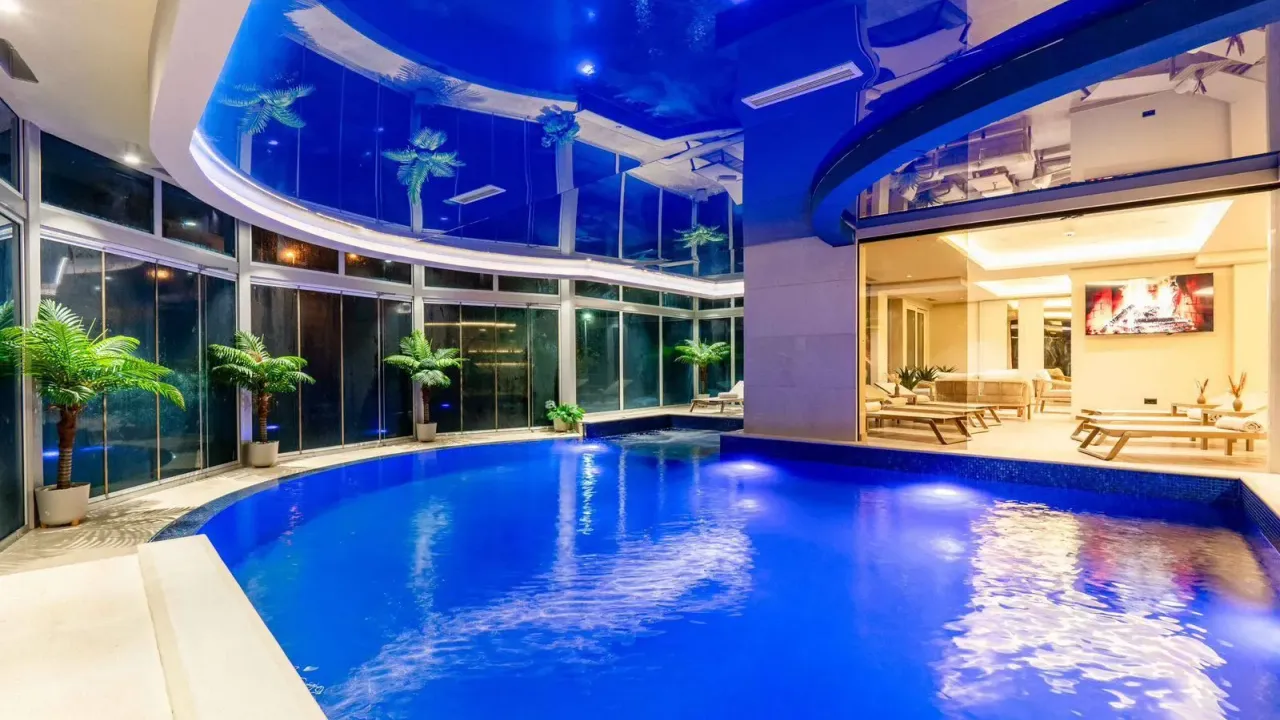 Rent, hospitality venue, 350m², Pržno, Budva