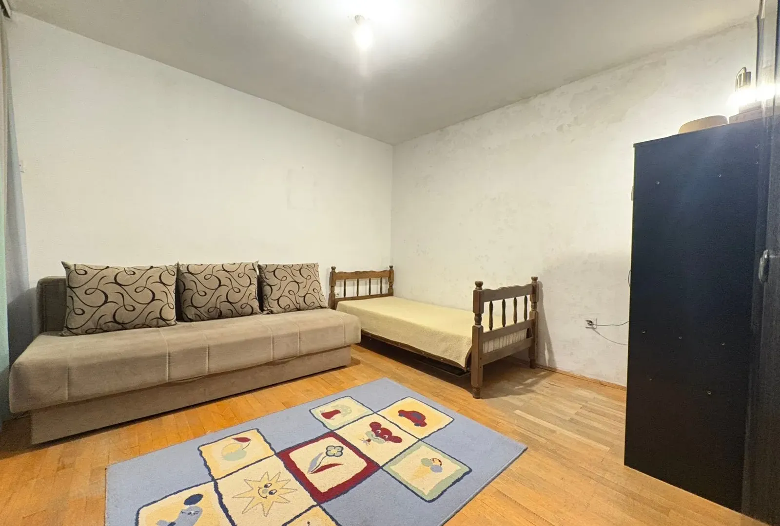 Prodaja, dvosoban stan, 77m², Blok 5, Podgorica