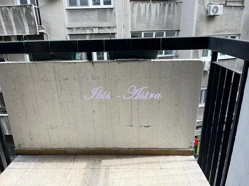 Izdavanje, jednosoban stan, 38m², Kalenić Pijaca, Vračar Sve Podlokacije