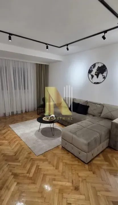 Prodaja, dvosoban stan, 55m², Bulevar Oslobodjenja, Novi Sad Sve Podlokacije