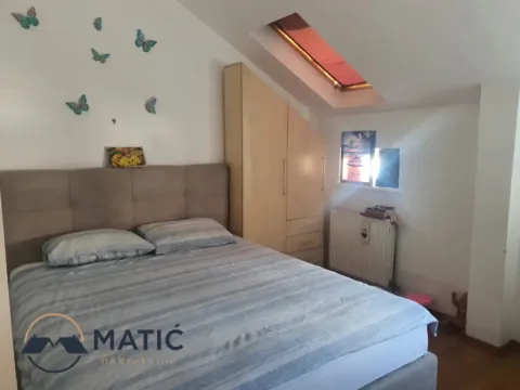 Izdavanje, trosoban stan, 70m², Centar, Novi Sad - image 2