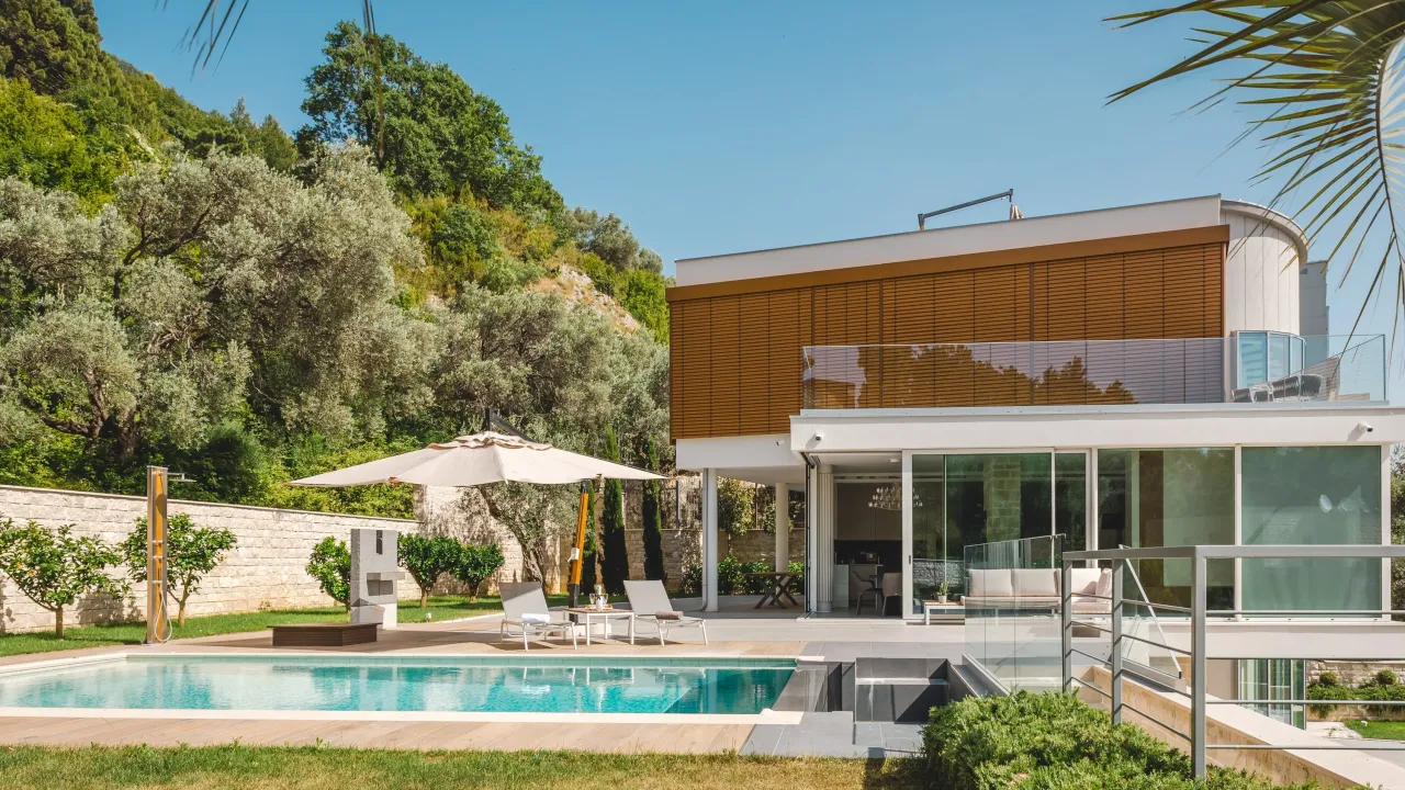 Rent, house, 749m², Crvena Glavica, Budva