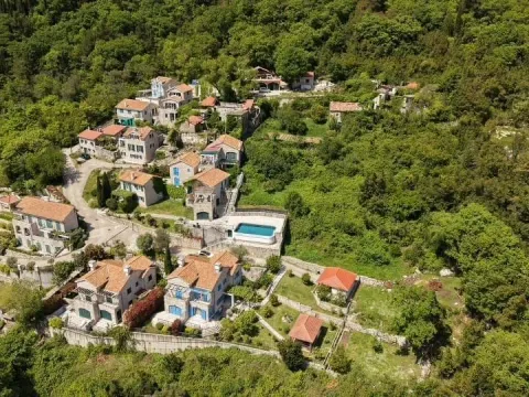 Prodaja, plac, 661m², Herceg Novi, Crna Gora - image 5