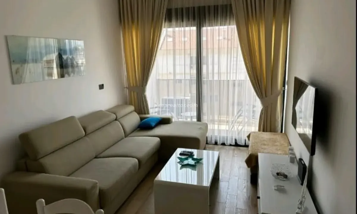 Izdavanje, garsonjera, 35m², Bar, Crna Gora