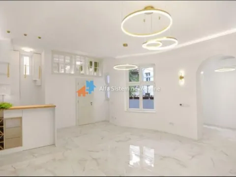 Izdavanje, trosoban stan, 105m², Stari Grad, Beograd - image 2