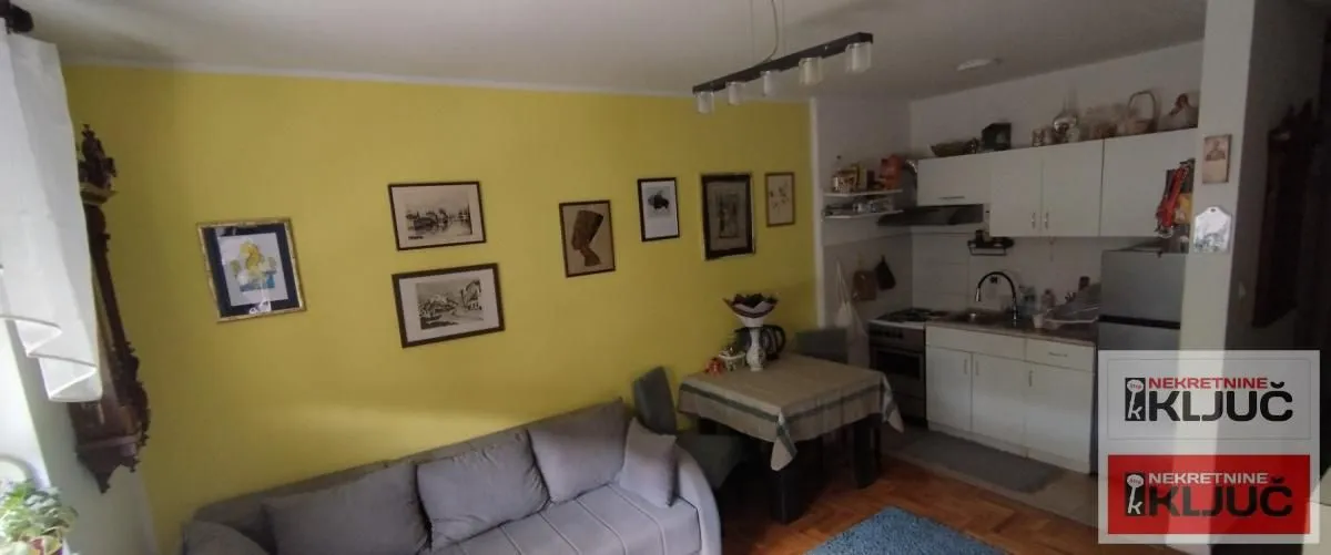 Prodaja, dvosoban stan, 39m², Petrovaradin, Novi Sad