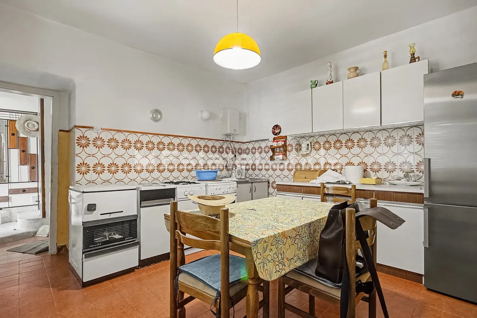 Prodaja, kuća, 91m², Kostanjica, Kotor