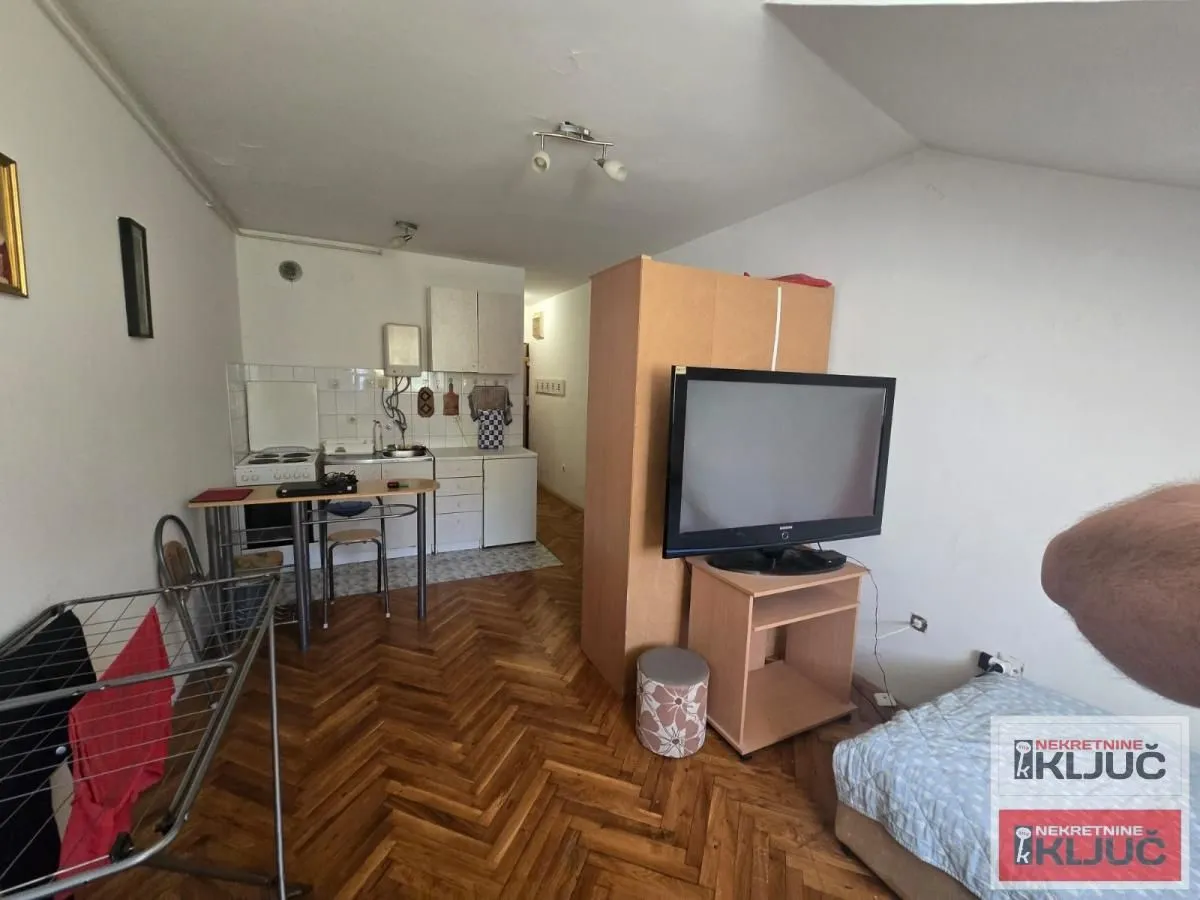 Sale, studio apartment, 22m², Rotkvarija, Novi Sad Sve Podlokacije