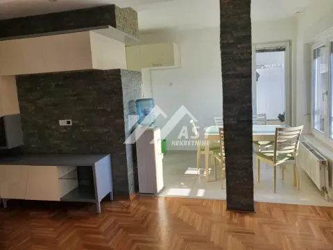 Izdavanje, stan, 110m², Sajam, Novi Sad Sve Podlokacije - image 10