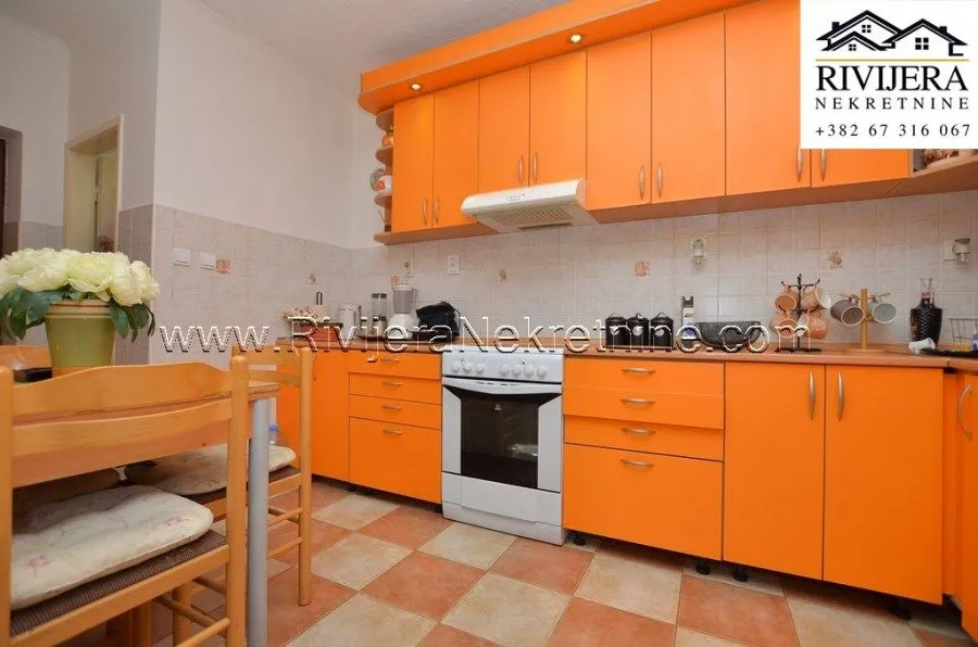 Prodaja, trosoban stan, 100m², Topla, Herceg Novi