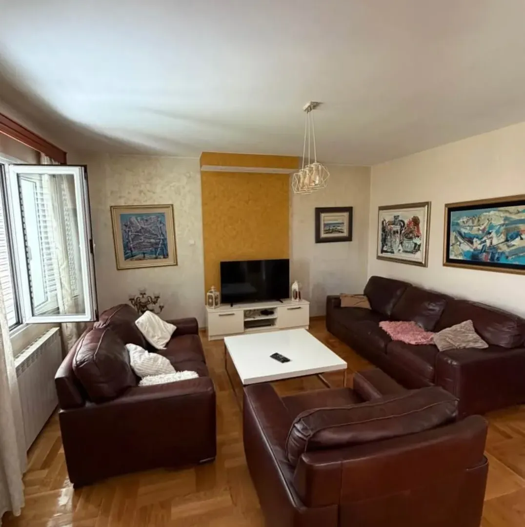 Izdavanje, kuća, 120m², Zabjelo, Podgorica