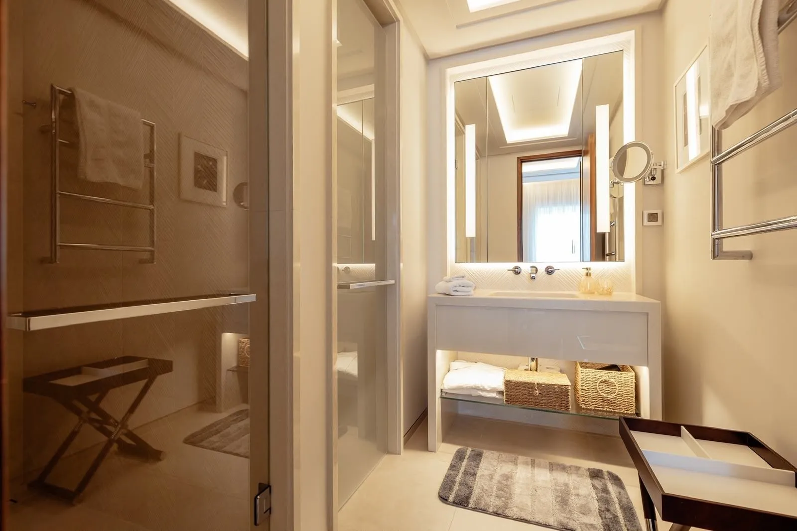 Rent, one bedroom apartment, 74m², Porto Montenegro, Tivat