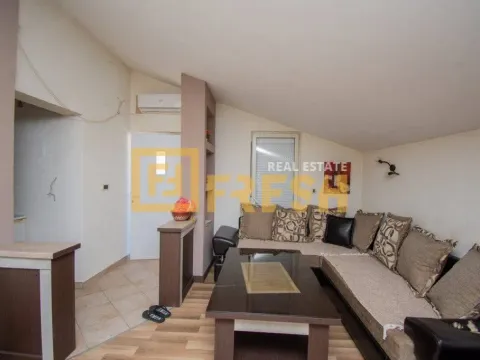 Prodaja, kuća, 160m², Zeta, Podgorica - image 16