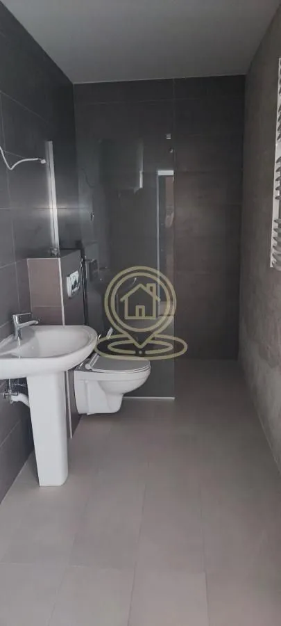Prodaja, trosoban stan, 79m², Sremska Kamenica, Petrovaradin
