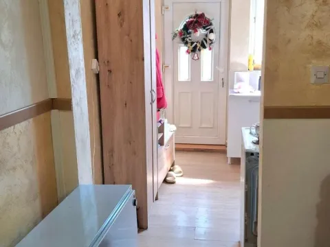 Stan in Zemun Centar