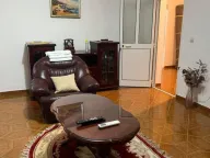 Izdavanje, dvosoban stan, 140m², Zaljevo, Bar - image 9