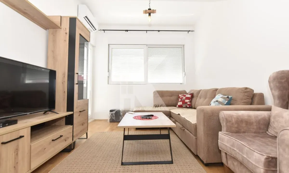 Izdavanje, jednosoban stan, 44m², Ljubović, Podgorica