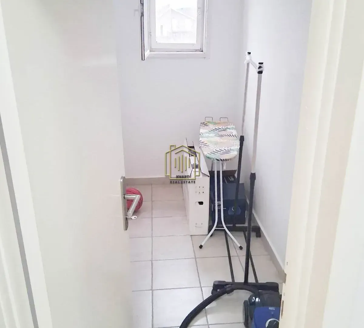 Rent, two bedroom apartment, 108m², Stari Aerodrom, Podgorica