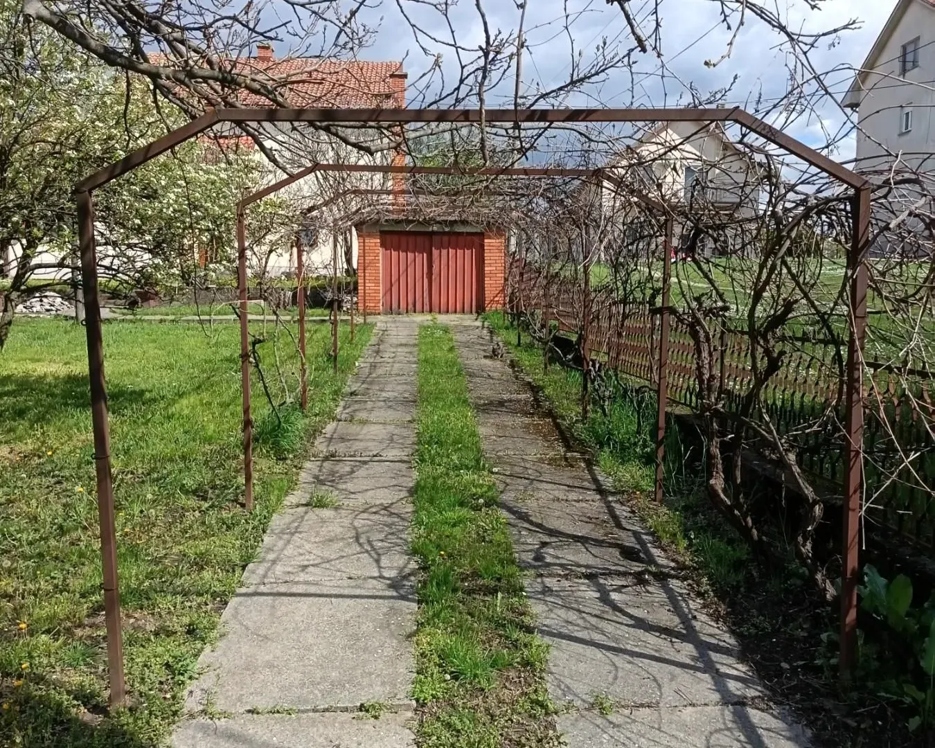 Sale, house, 300m², Sremčica, Beograd