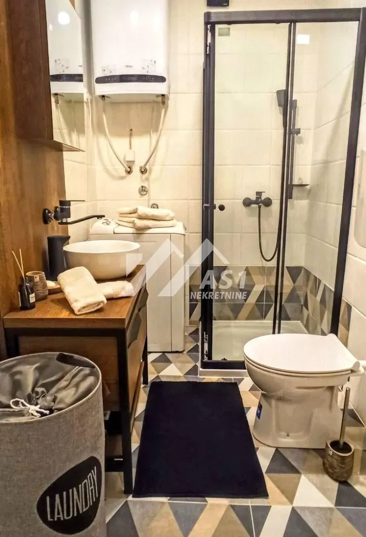 Izdavanje, stan, 33m², Podbara, Novi Sad Sve Podlokacije